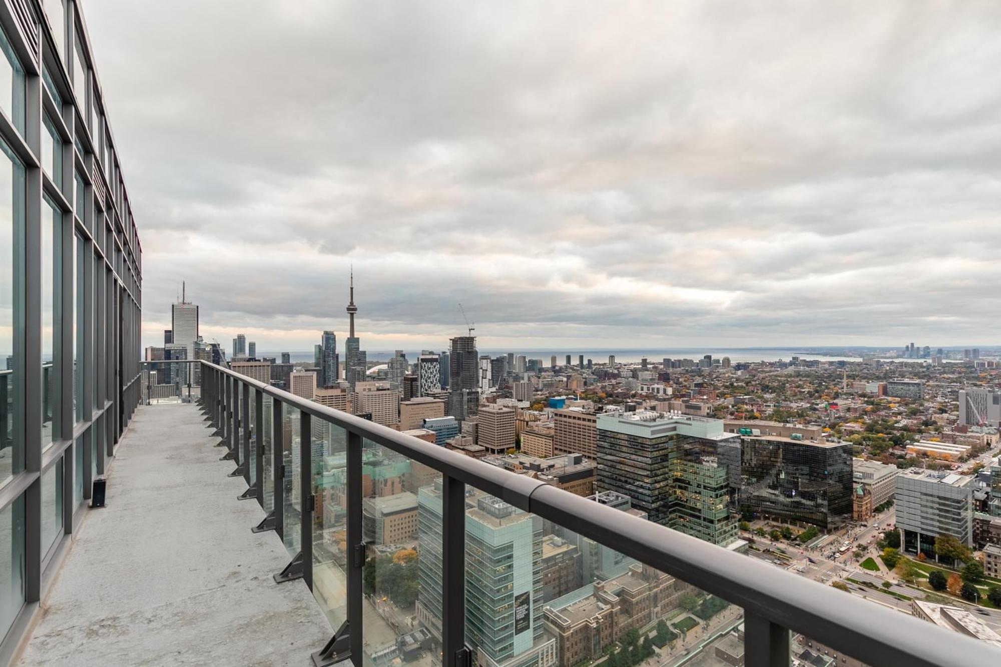Great View High Rise In Central Toronto Exterior foto